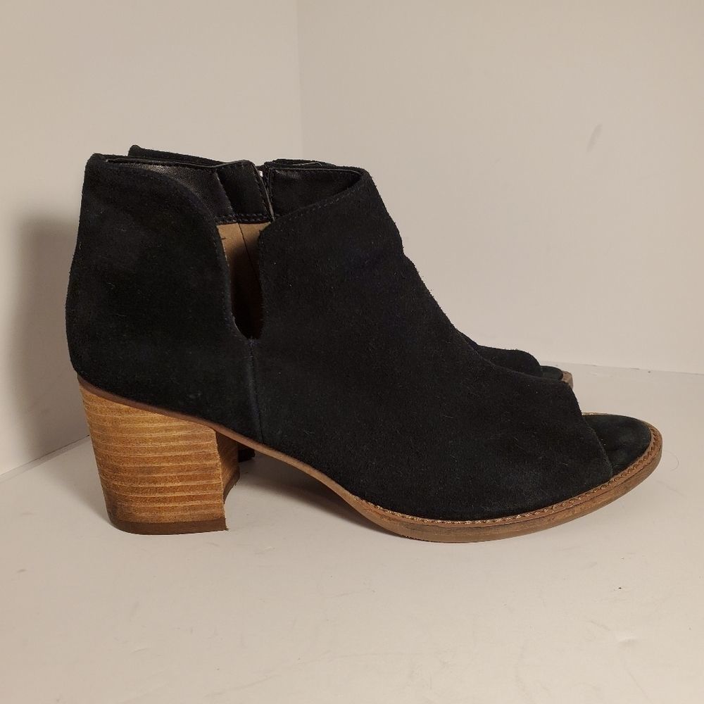 𝅺blondo Women's Bootie 9